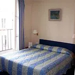 Atelier Vavin Hotel
