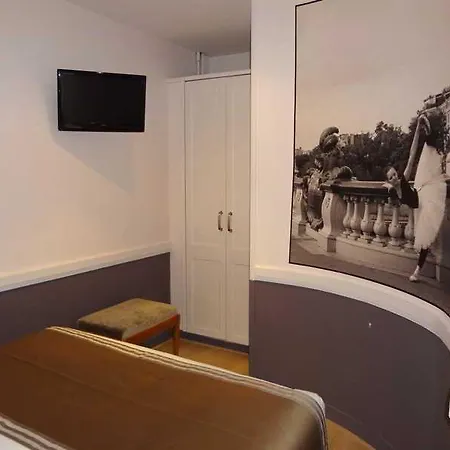 Szálloda Atelier Vavin