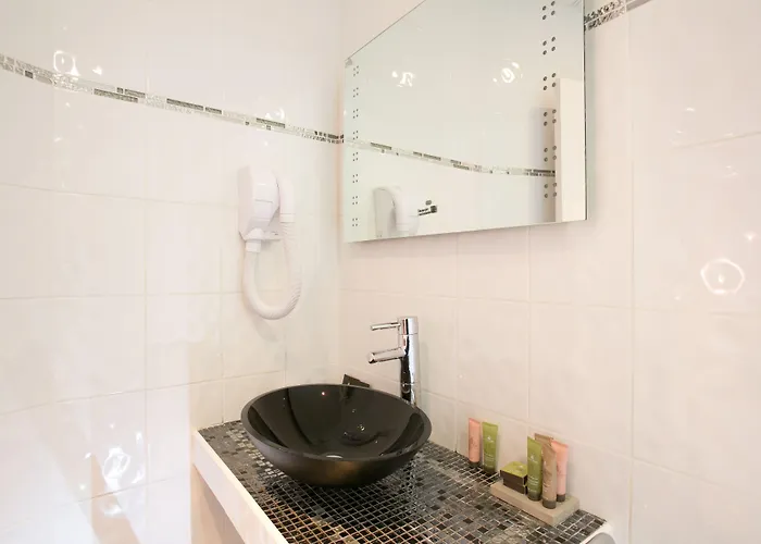 Отель Atelier Vavin 3*