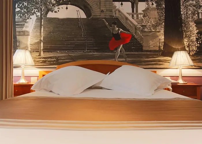 アトリエ ヴァヴァン ホテル パリ