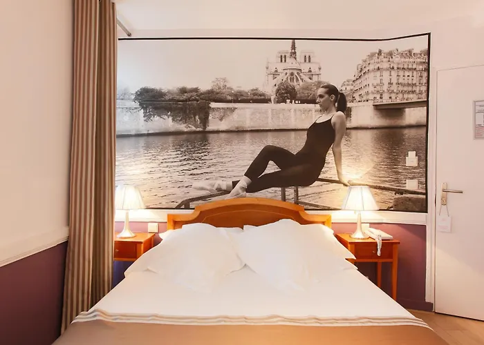 ホテル アトリエ ヴァヴァン